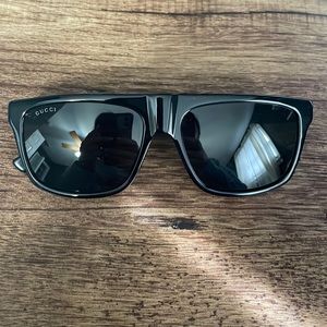 Gucci sunglasses 😎